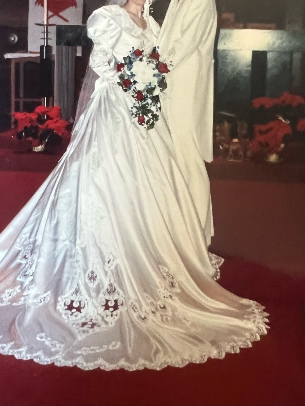 Vintage 1991 White Bridal Ball Gown Dress with Lace Appliqué